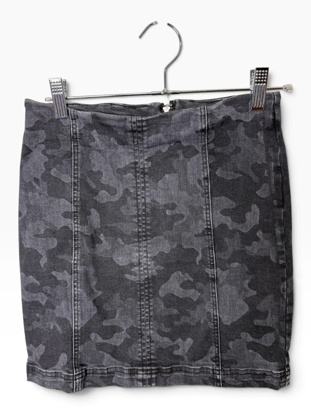 Free People Charcoal Gray Camo Denim Mini Skirt Size 6
